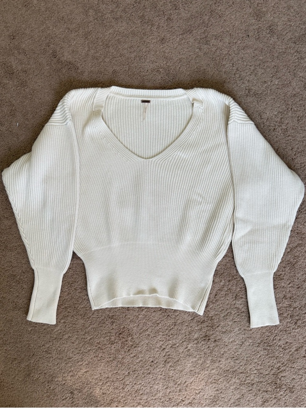 Free People Cream V-Neck Cotton Ribbed Balloon Sleeve Sweater